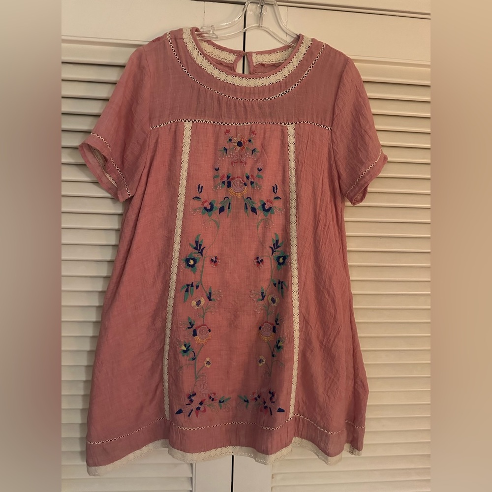 ADORBS AF EMBROIDERED COTTON MINI-DRESS SIZE M, PERFECT CONDITION.